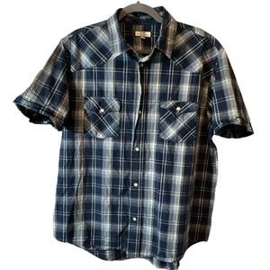 ** FINAL SALE** Old Navy Snap Button Short Sleeve Size L